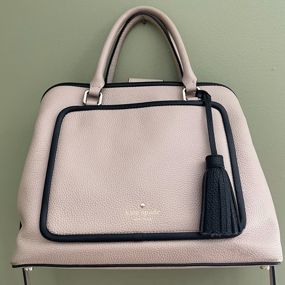Beautiful Kate Spade (authentic)